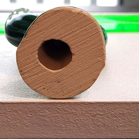 Vintage Salt and Pepper Shakers - Picture 7 of 9